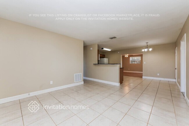 Foto del edificio - 8505 Temple Park Dr