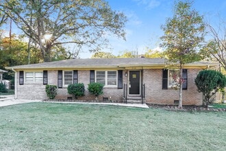 Building Photo - 216 Westwood Dr