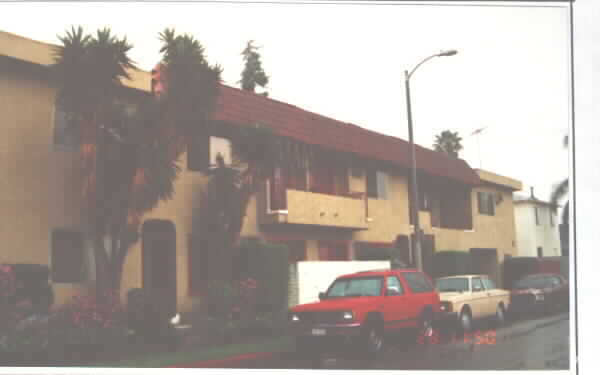 Building Photo - 6500 Romaine