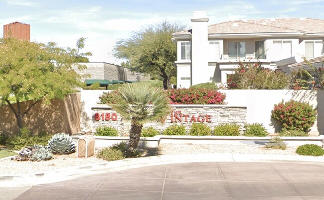 Foto del edificio - Luxurious 2-Bed/2-Bath Condo in Quiet Gated Community - Coming Soon!