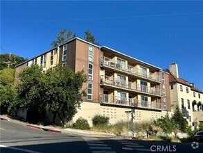 Building Photo - 2 Panoramic Way