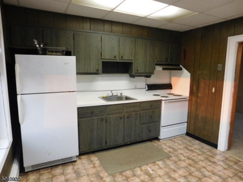 Primary Photo - 17 Colfax St