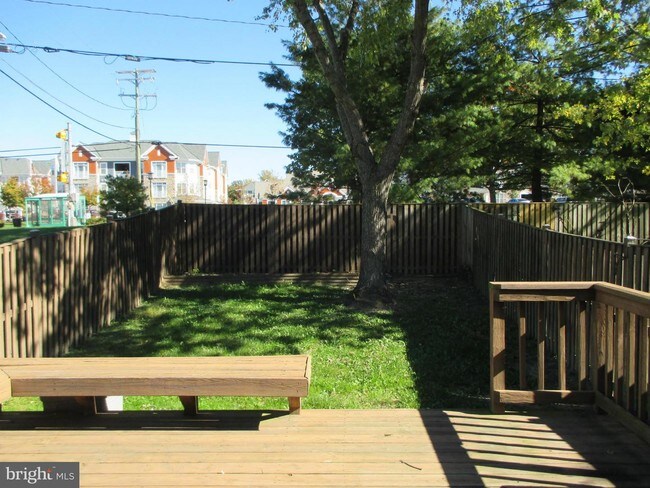 Building Photo - 9210 Pirates Cove