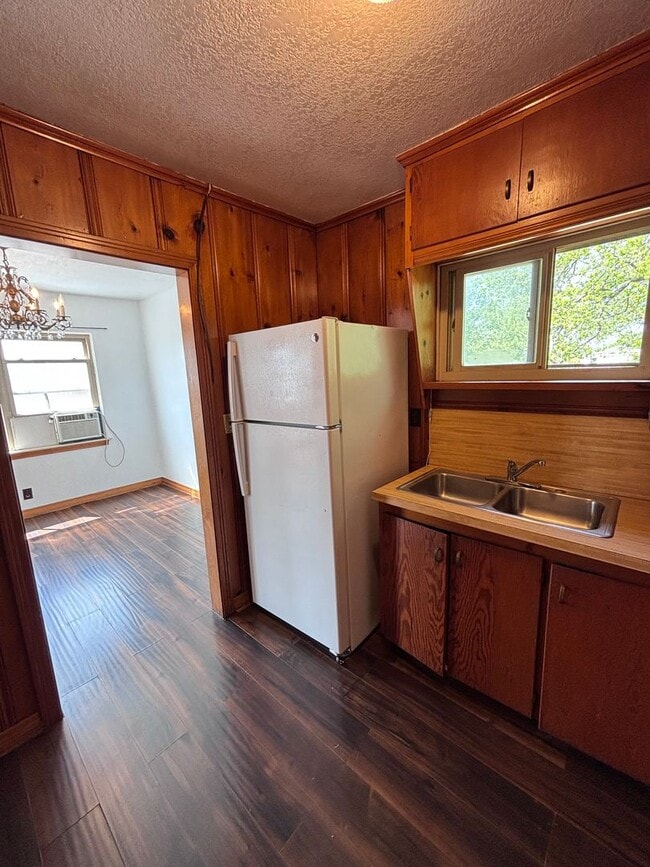 Building Photo - Adorable 1 bedroom studio in El Reno!