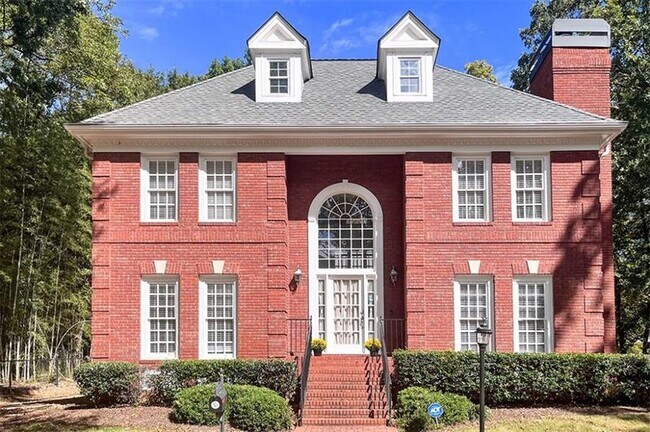 Foto del edificio - 1150 Goodwin Pl NE
