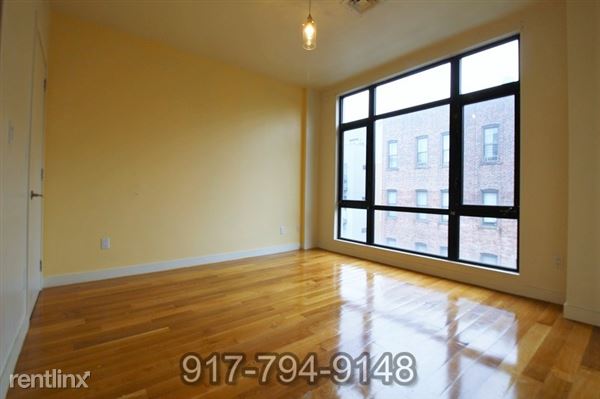 Building Photo - 554 Lafayette Ave