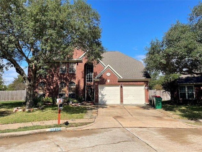 Foto del edificio - 15423 Park Glen Dr