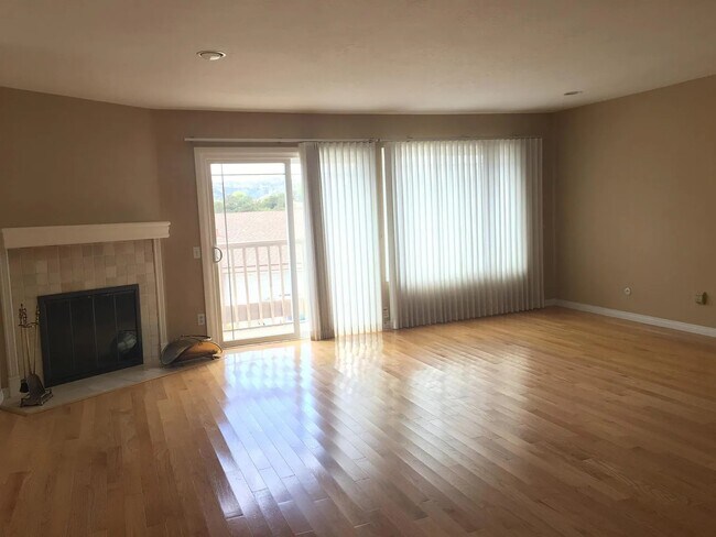 Foto del edificio - 4425 Caminito Pedernal