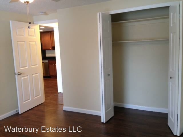 Building Photo - 110 Waterbury Ct