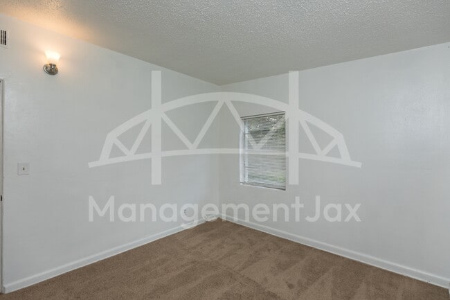 Building Photo - 5601 Pansy Ln