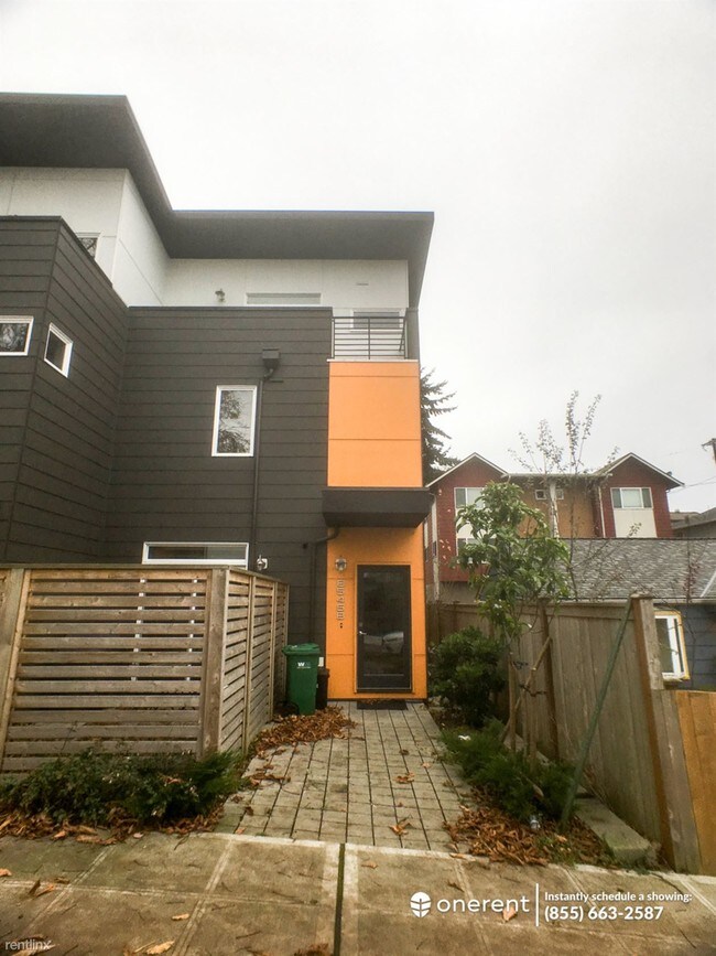 Building Photo - 6545 34th Ave SW