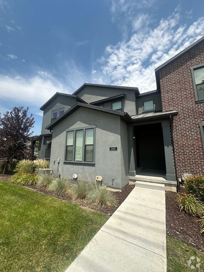 Building Photo - 1441 W 11380 S