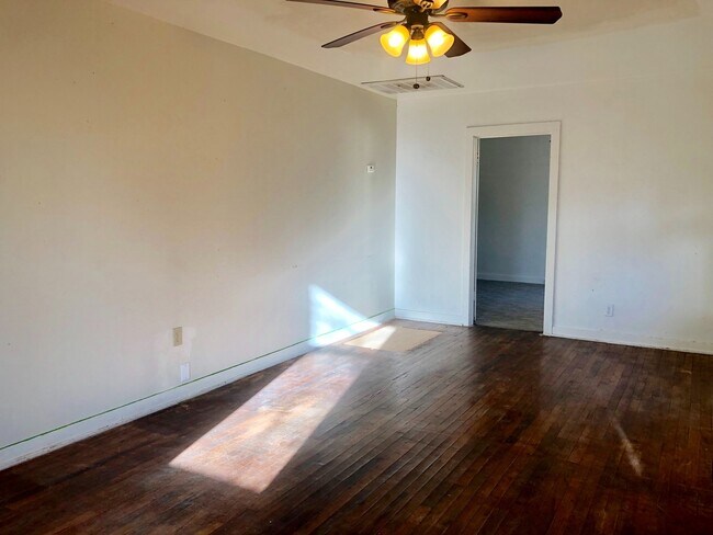 Foto del edificio - Pre-Leasing - 1 bed 1 bath Near Texas Tech!