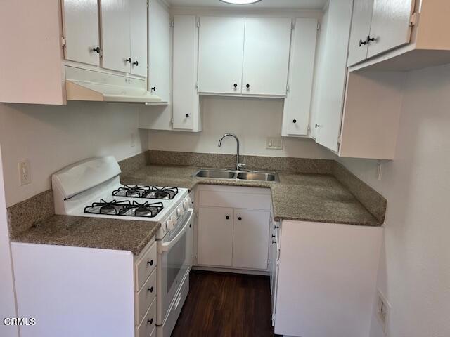 Foto del edificio - 13429-13429 Camilla St