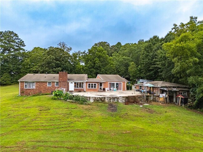 Building Photo - 6250 Feldwood Rd