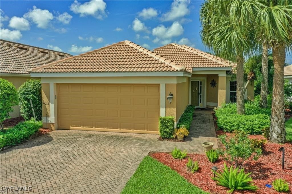 Foto principal - 10032 Oakhurst Way