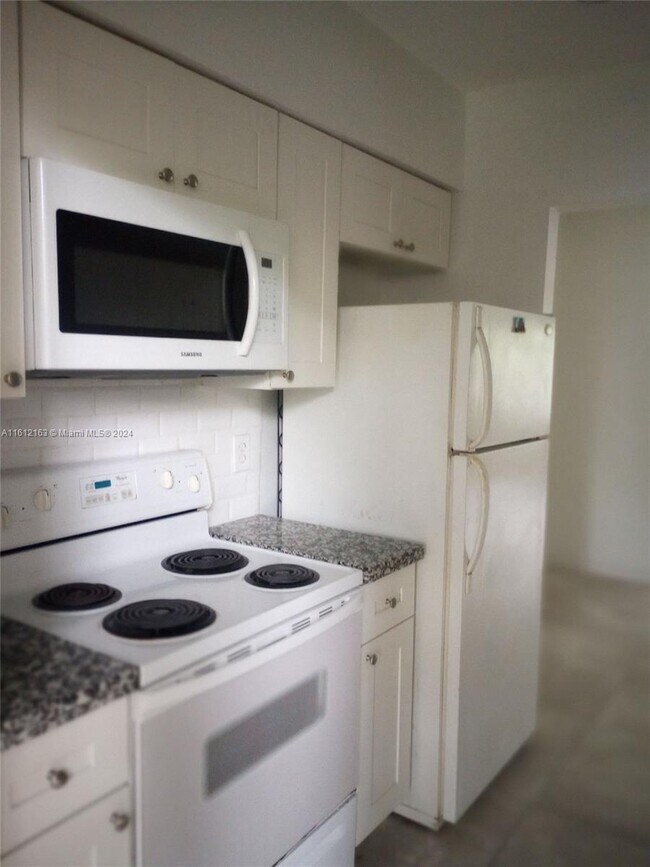 Foto del edificio - 510 SW 15th St