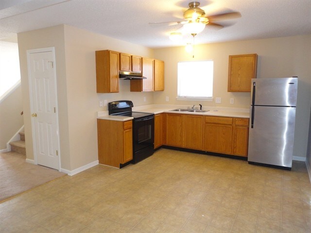 Building Photo - 10308 Clear Sky Dr