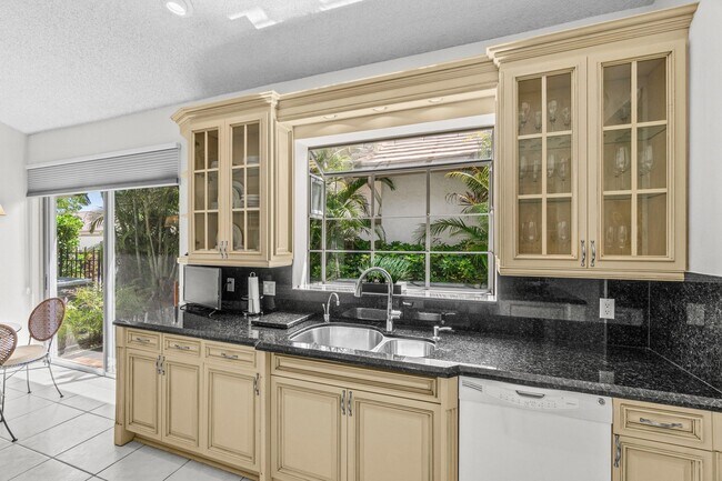 Foto del edificio - 2082 NW 56th St