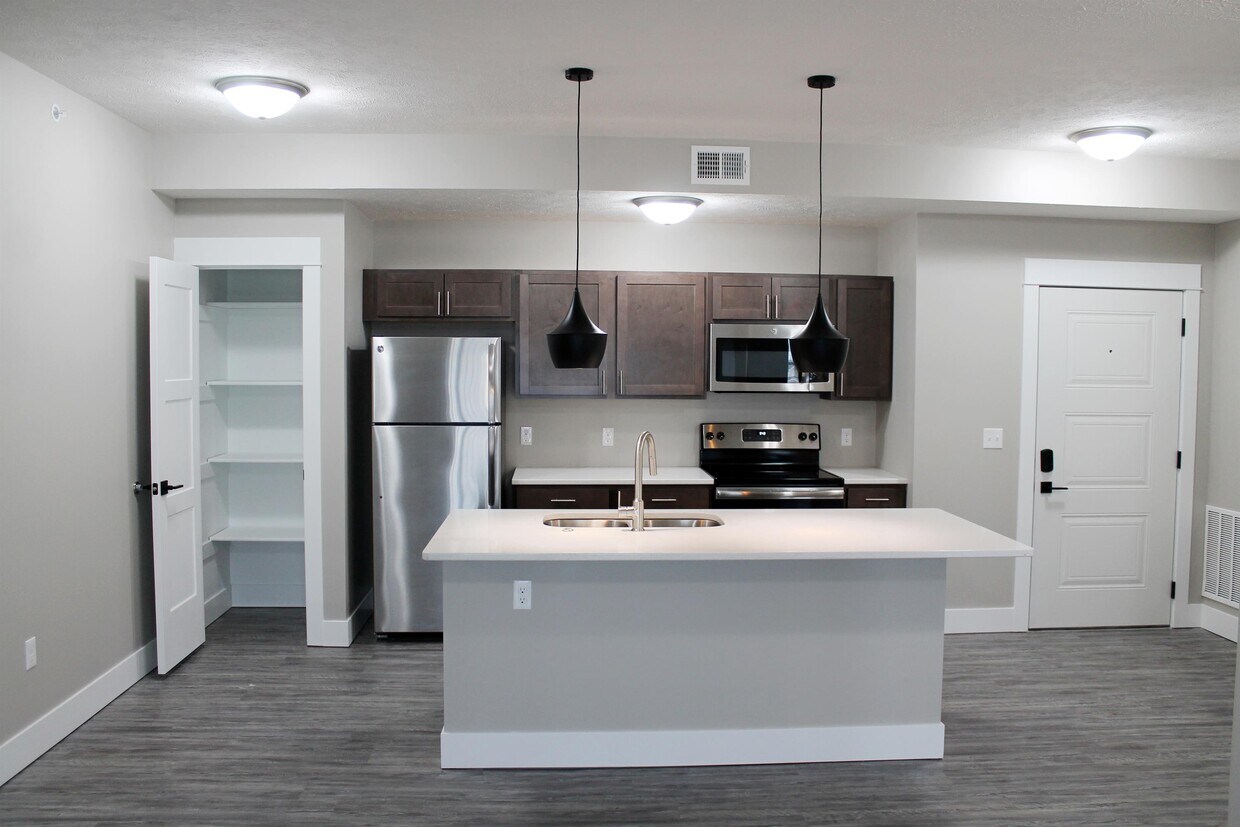 200 E US34 Unit 8020, Grand Island, NE 68801 Apartment for Rent in Grand Island, NE