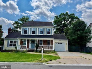 Building Photo - 3141 Gershwin Ln