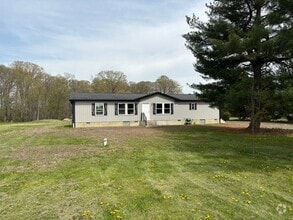 Building Photo - 1165 Bayview Rd