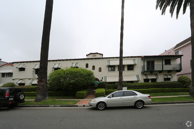 Building Photo - Palm Apartments