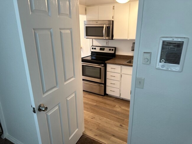 Foto del edificio - 8323 SE 62nd Ave