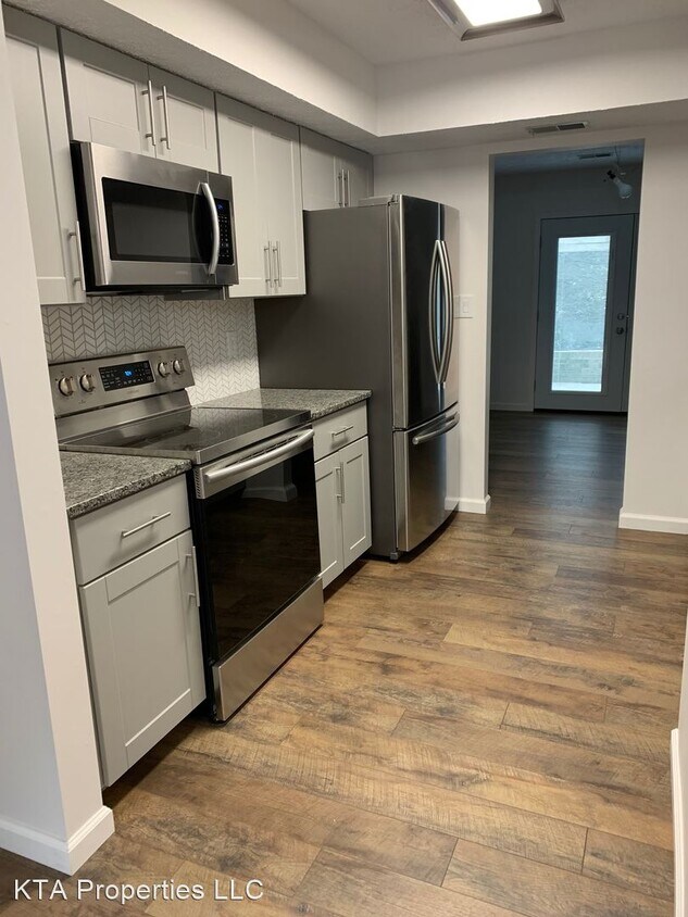 Primary Photo - 3 br, 2.5 bath House - 202B Morgan Drive