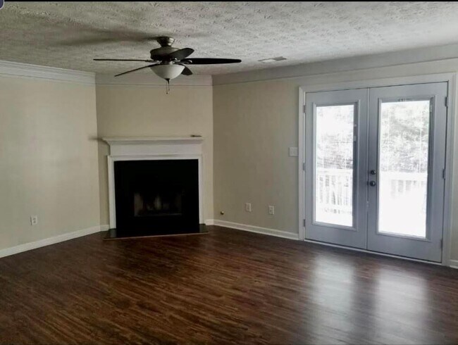Foto del edificio - 1704 Barrington Overlook