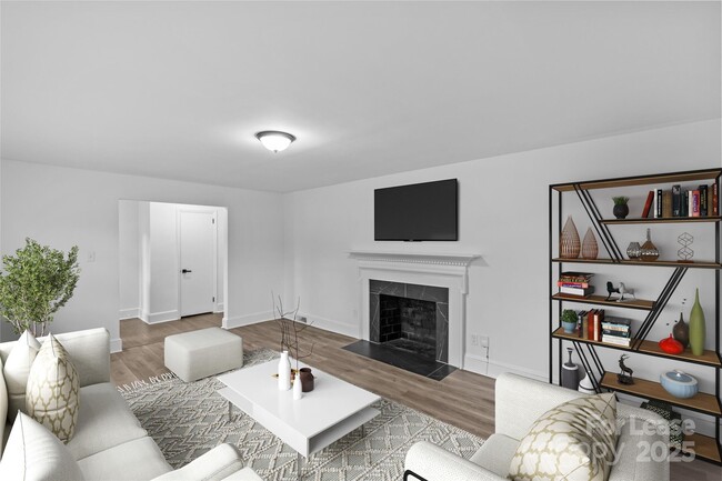 Building Photo - 1601 Gambia St