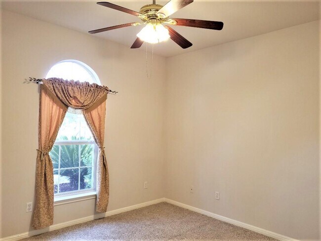 Foto del edificio - 11736 Dunfries Ln