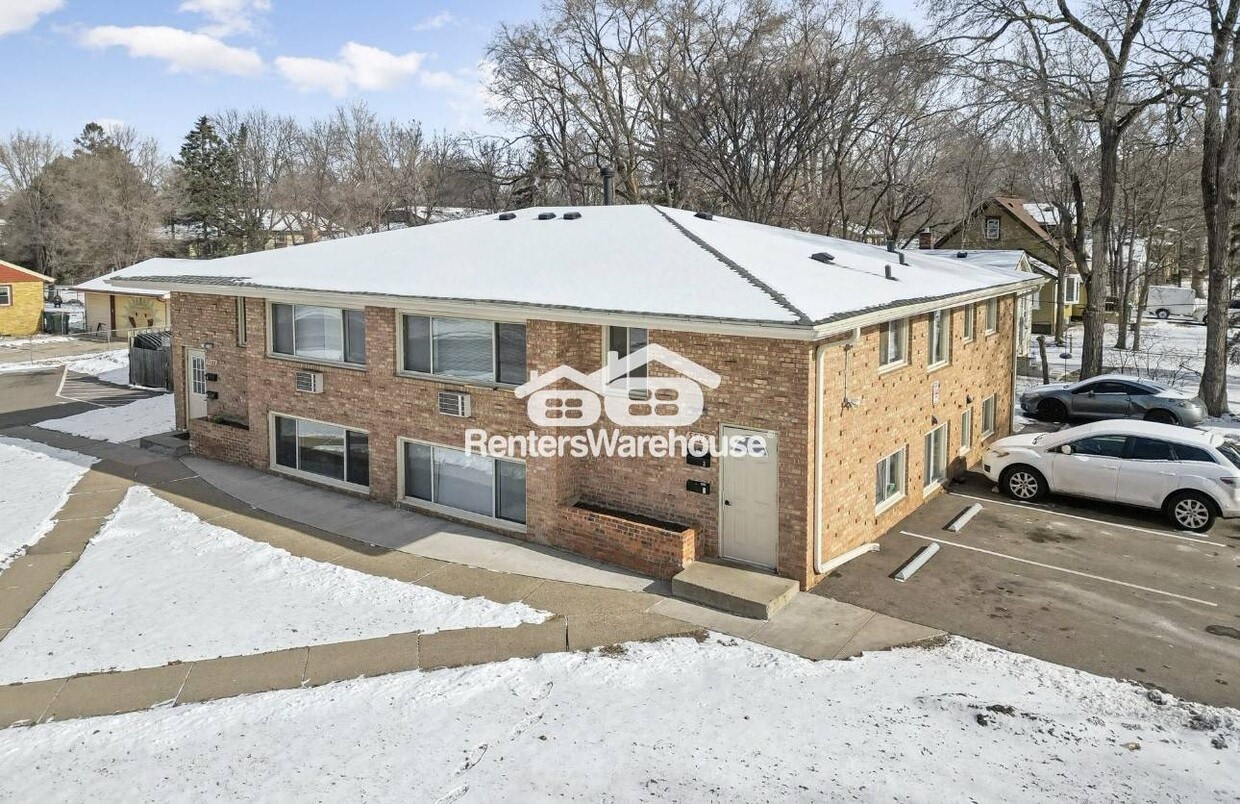 Foto principal - 5500 N Bryant Ave