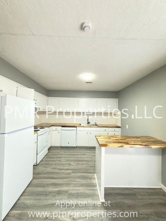 Foto del edificio - 5425 NW Kinyon Ave