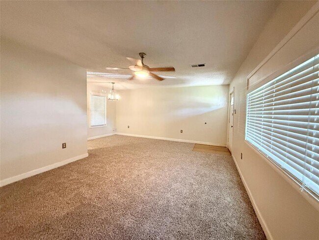 Foto del edificio - 5946 Southmont St