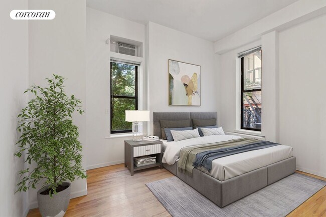 Foto del edificio - 70 W 11th St