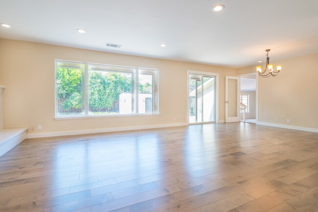 Building Photo - Fantastic Los Altos Home with A Brand New ...