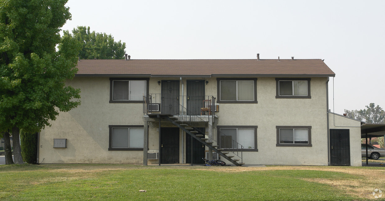 Primary Photo - 2100 Spanos St