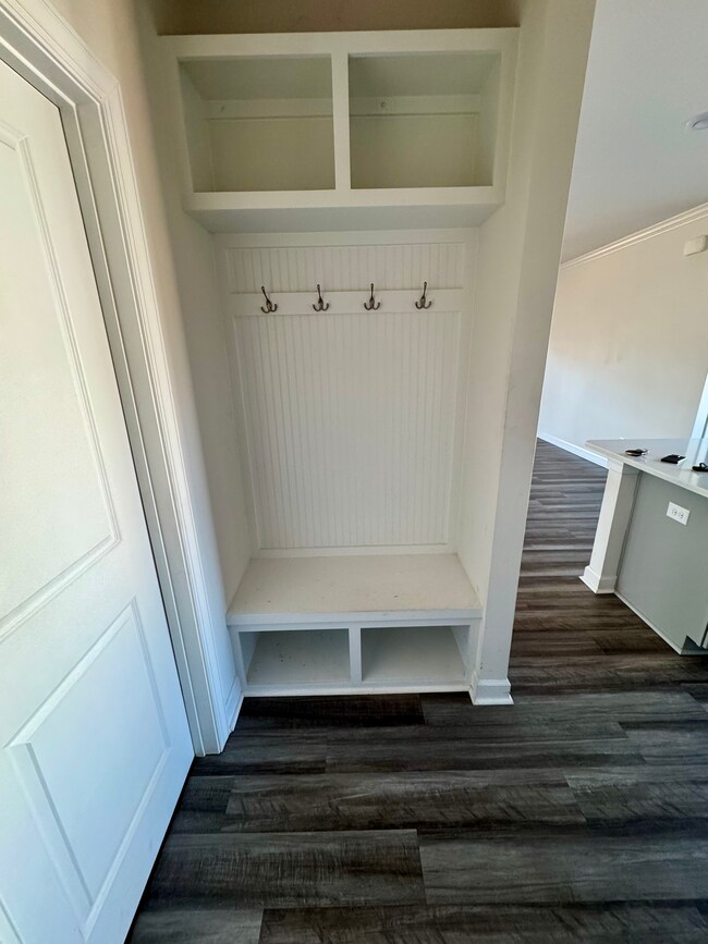 Foto del edificio - 4047 Armstrong Farm Dr