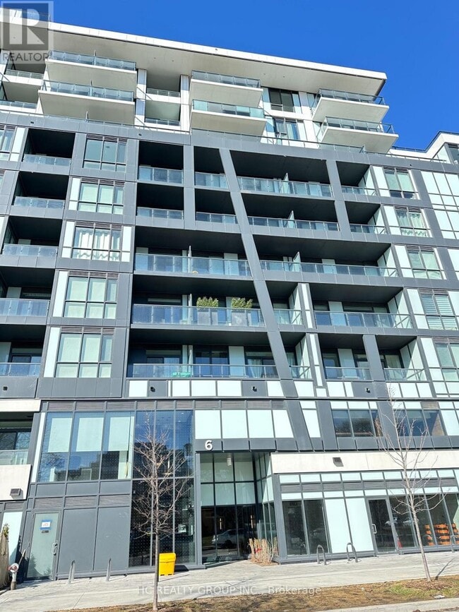 Building Photo - 6 Greenbriar Rd