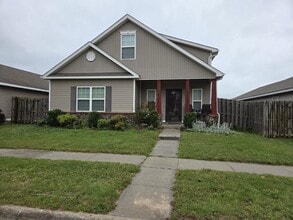 Building Photo - 4435 W Pecan St