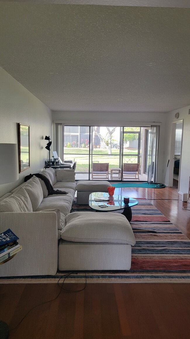 Livingroom - 5647 Summer Side Ln