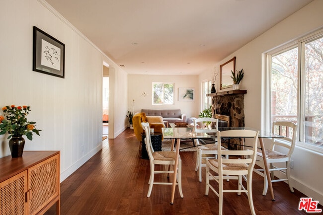 Building Photo - 800 N Topanga Canyon Blvd