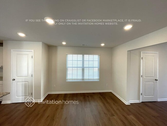 Building Photo - 2624 Turtle Point Rd