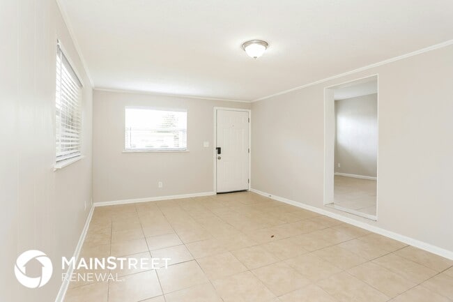 Building Photo - 7037 Pellias Rd
