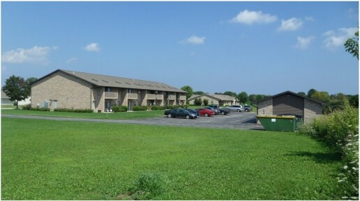 Building Photo - Harbour Pointe Villas