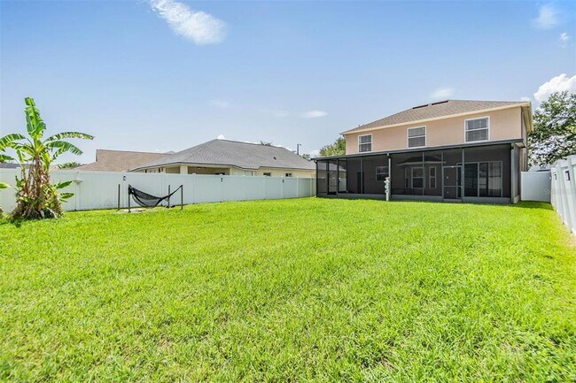 Foto del edificio - 8219 Canterbury Lake Blvd
