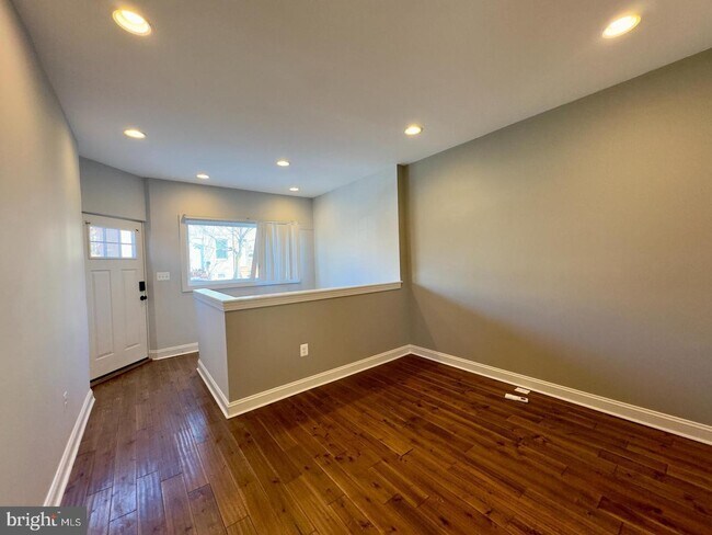 Foto del edificio - 3001 Hudson St