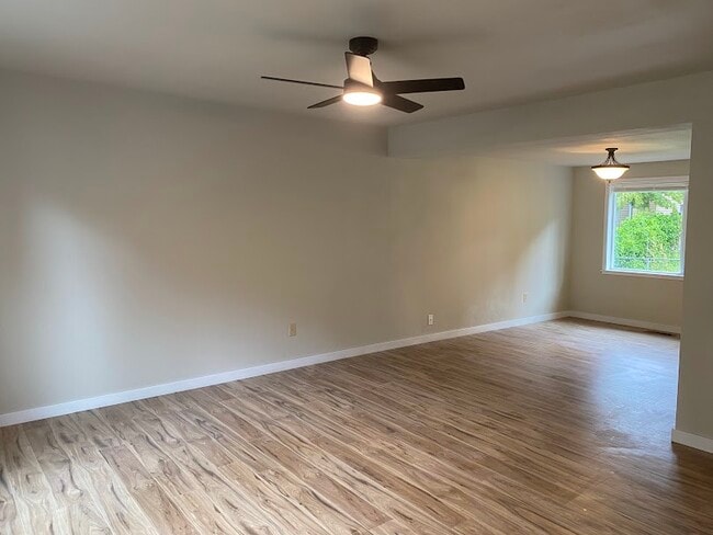 Building Photo - 7233 Stanford Ct NW