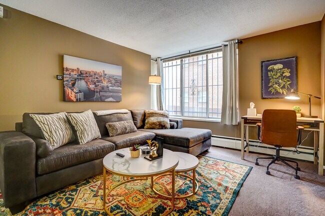 Foto del edificio - 1409 N Prospect Ave